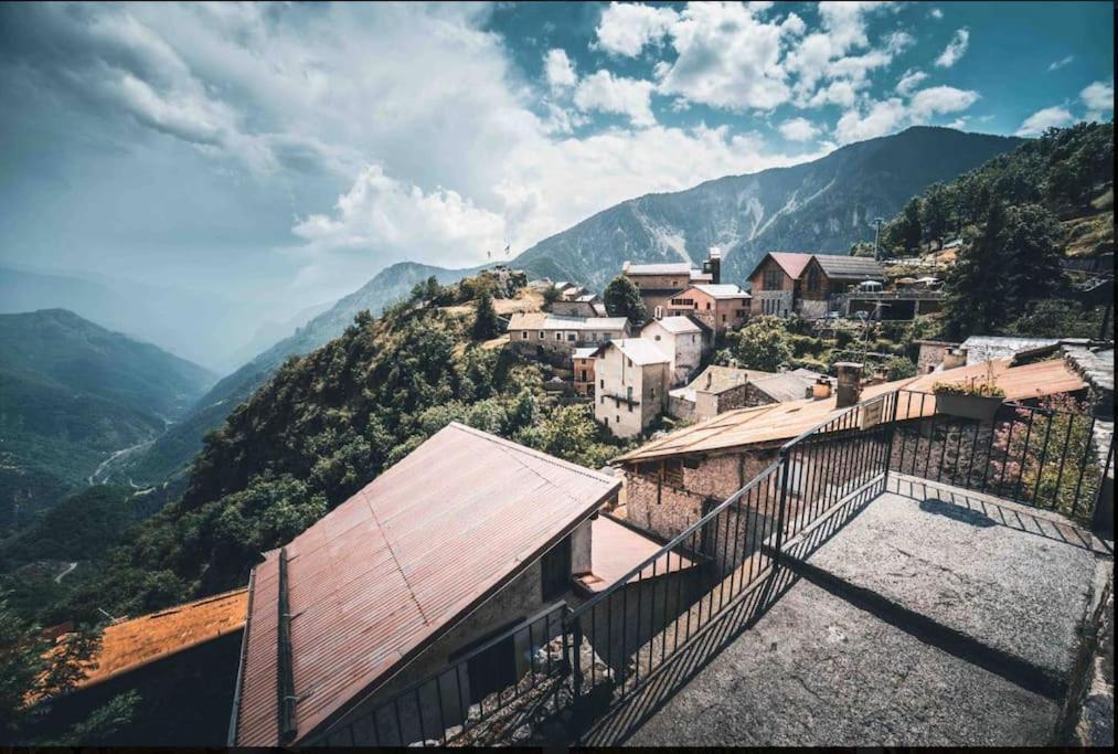 Les 3 Flocons Roure Hotel Ngoại thất bức ảnh